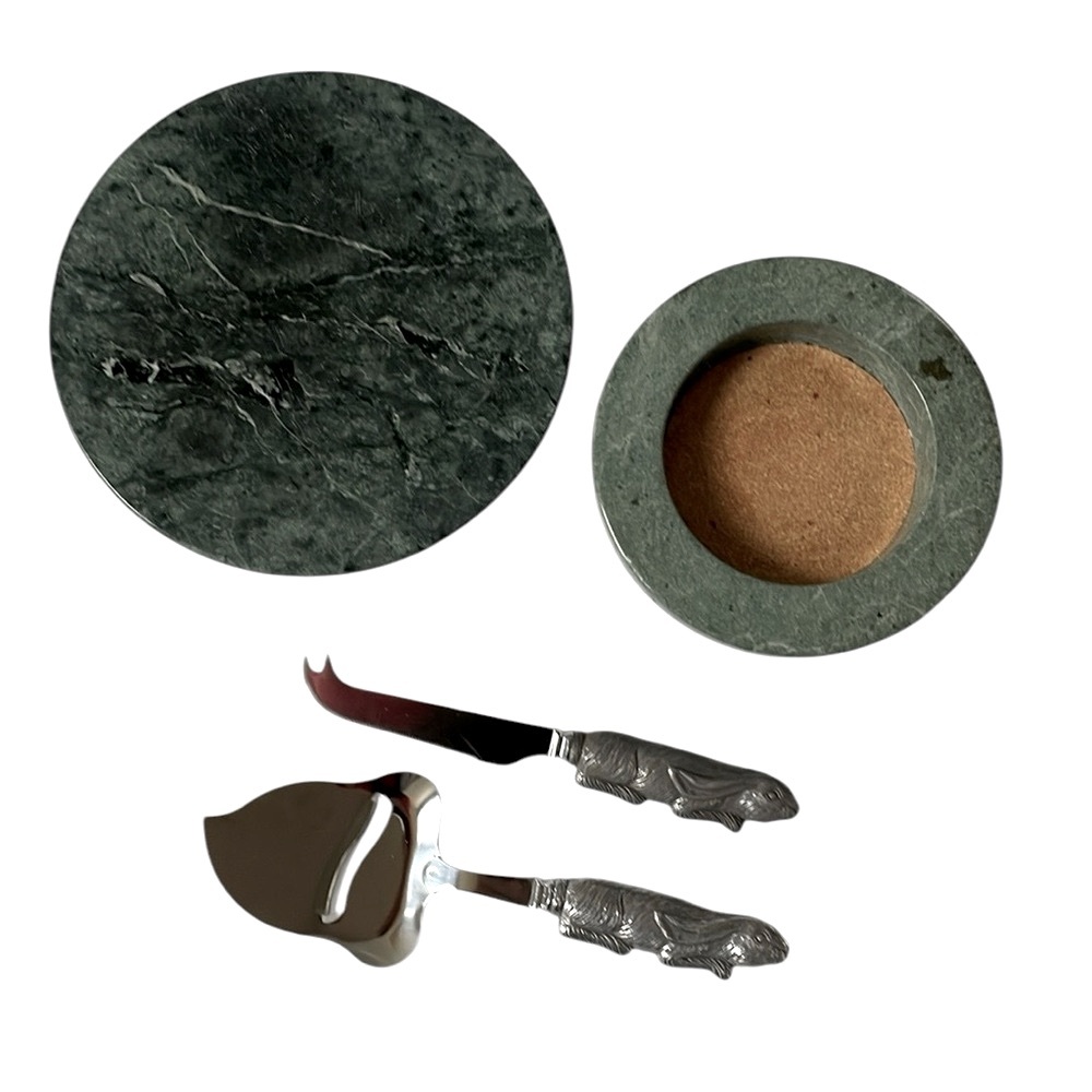 Arthur Court marble wine bottle coaster & cheese plate w/ rabbit cheese cutters